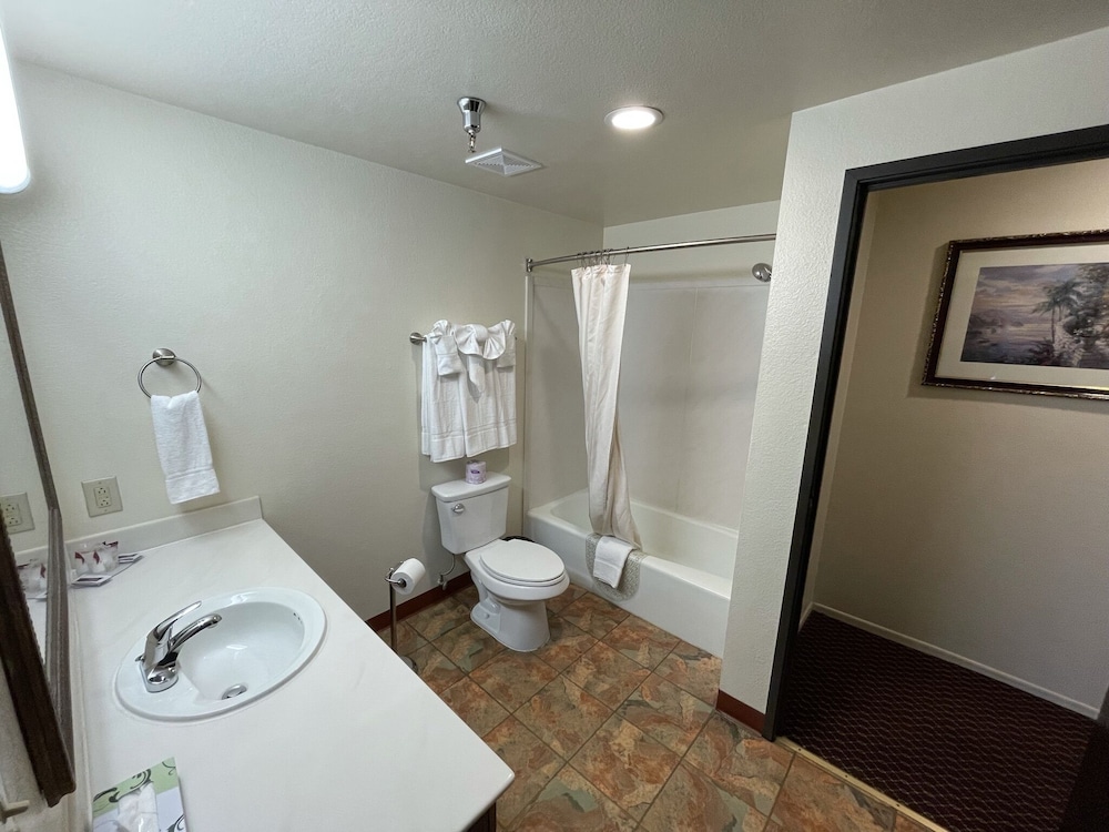 Oakridge Inn 16/53