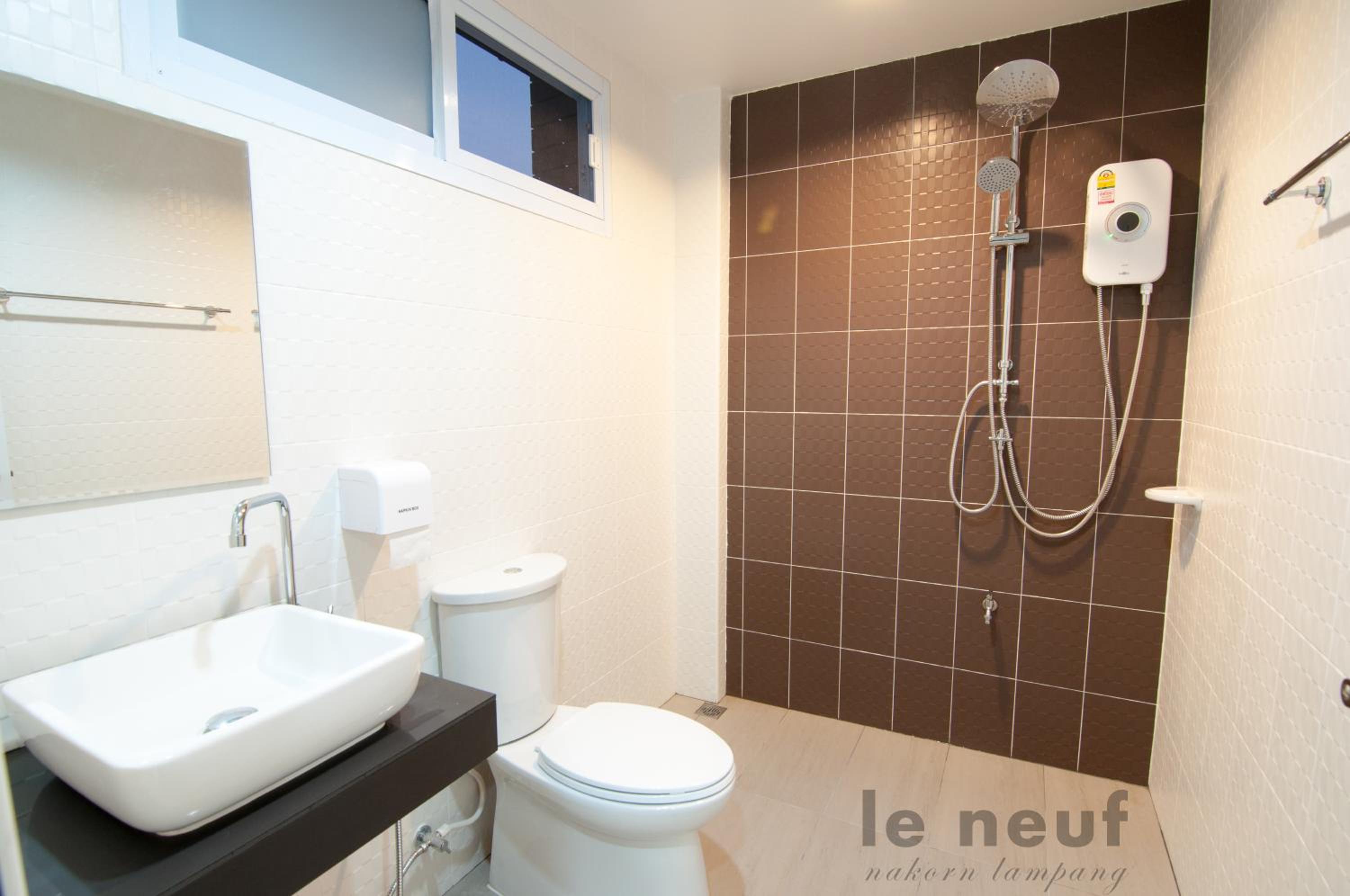 Le Neuf Nakorn Lampang 61/63
