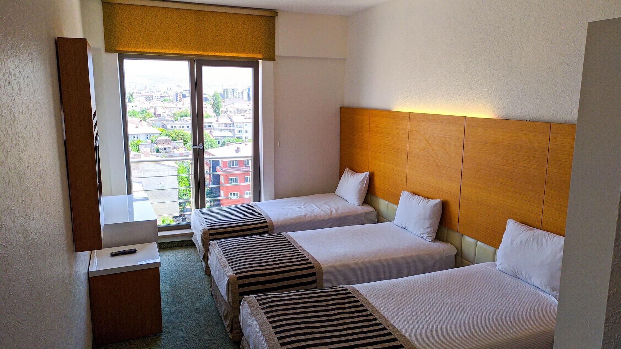 Nuzhet Hotel 5/29
