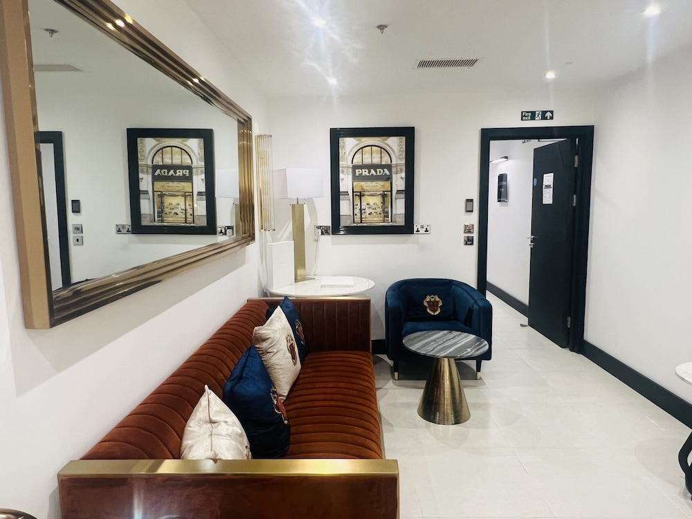 Hatton Garden Hotel 30/50