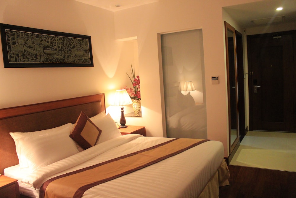 Phnom Penh Katari Hotel 13/73