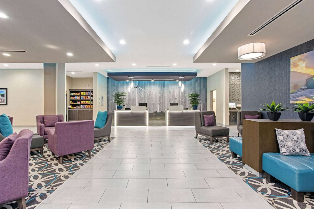 La Quinta Inn & Suites by Wyndham Sweetwater East 11/41