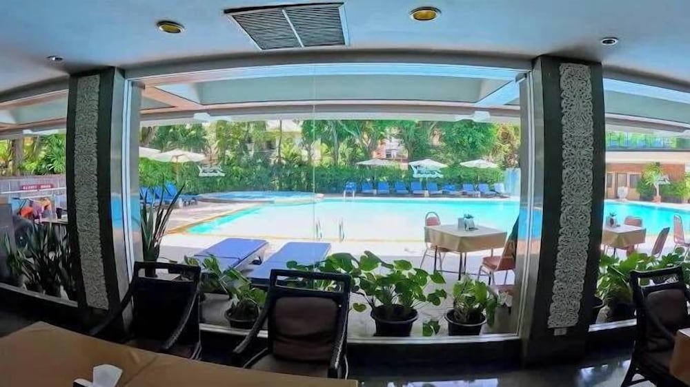 Golden Beach Hotel Pattaya 23/44