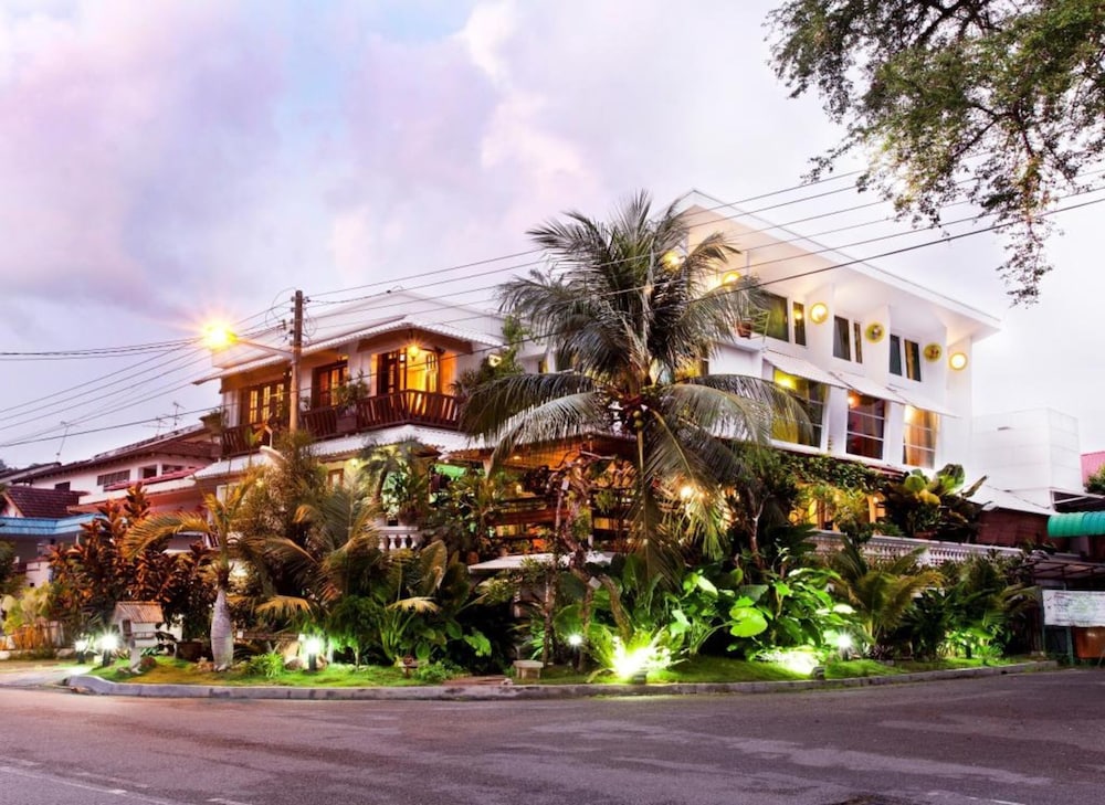 Hotel O Vince Villa 6/57