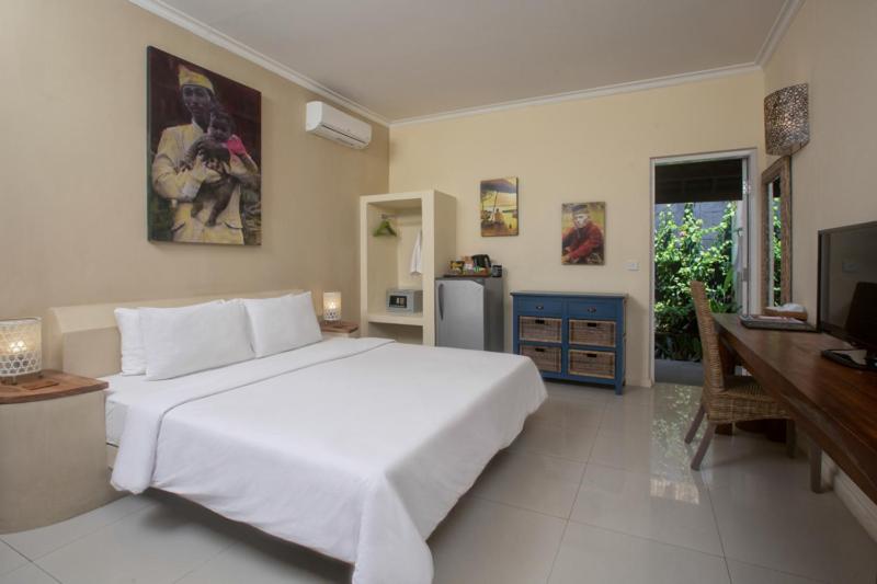 Retreat, King Bed