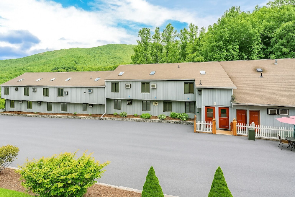 Smoketree Lodge, a VRI resort 2/70