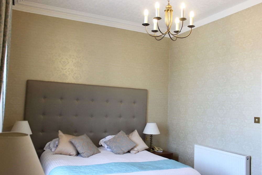 Mackays Hotel Wick 14/50