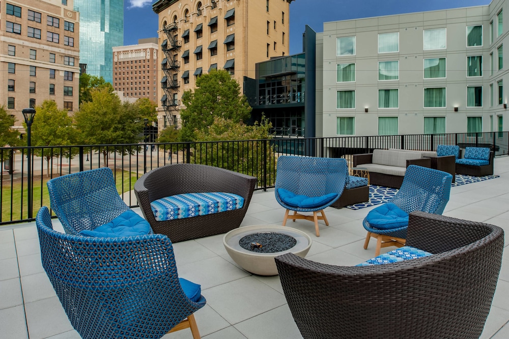Fairfield Inn & Suites Fort Worth Downtown/Convention Center 32/47
