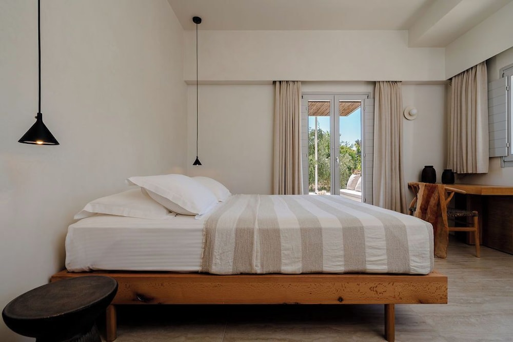 Ostria Inn 17/50