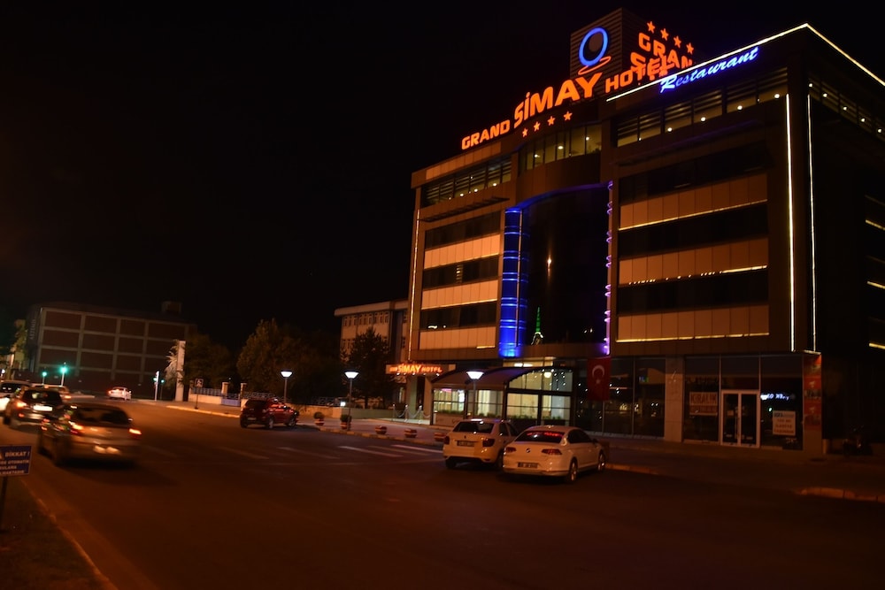 Grand Simay Hotel 4/50
