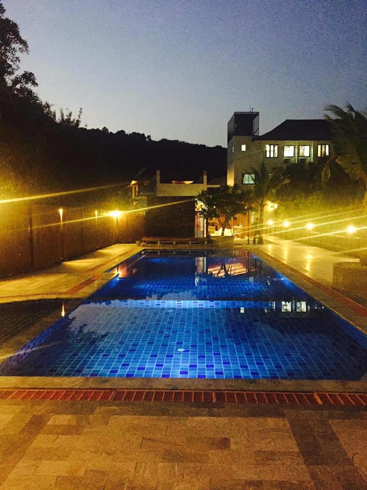 Khum Sai Ngam Hotel & Resort 44/45