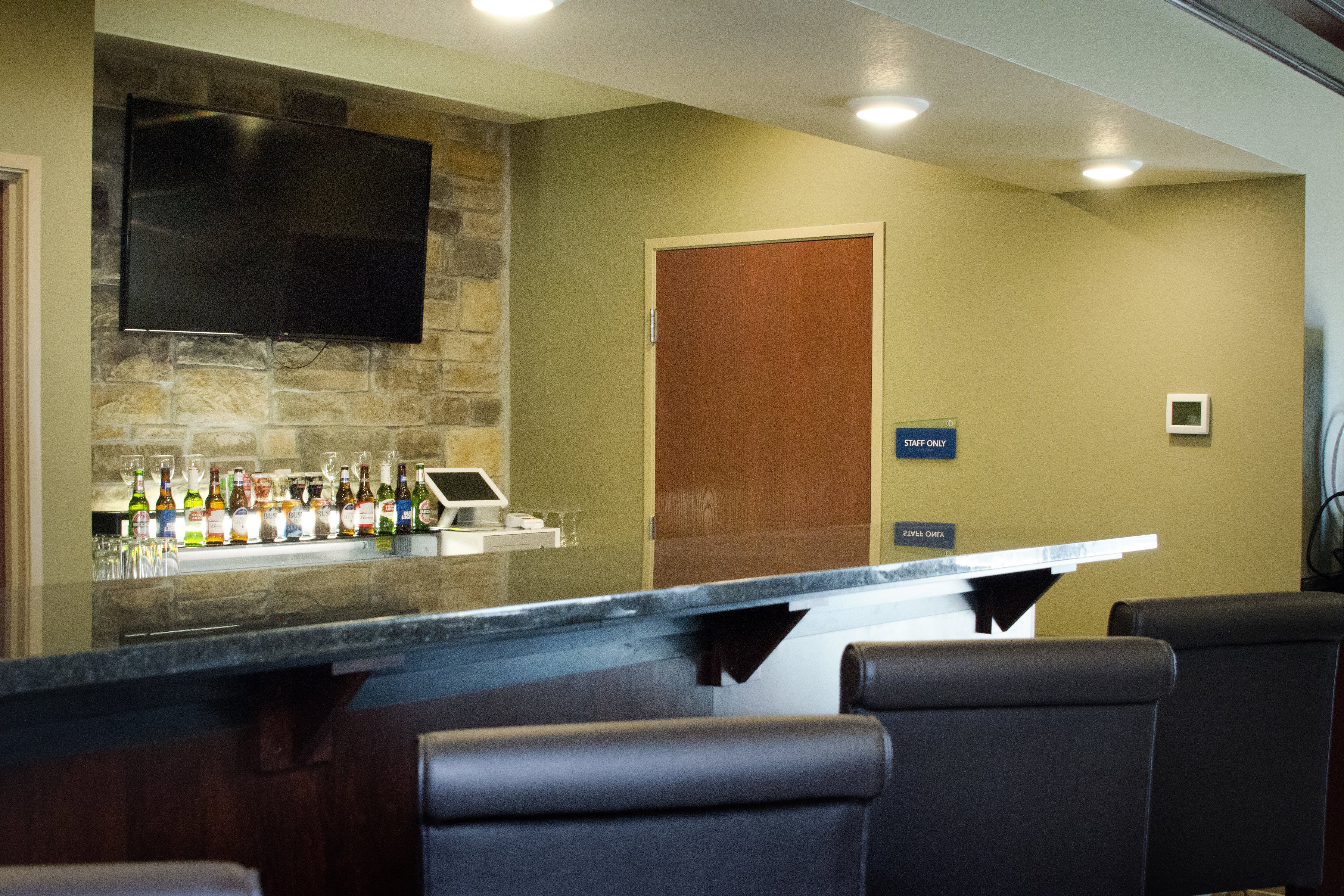 Cobblestone Inn & Suites - Soda Springs 9/36