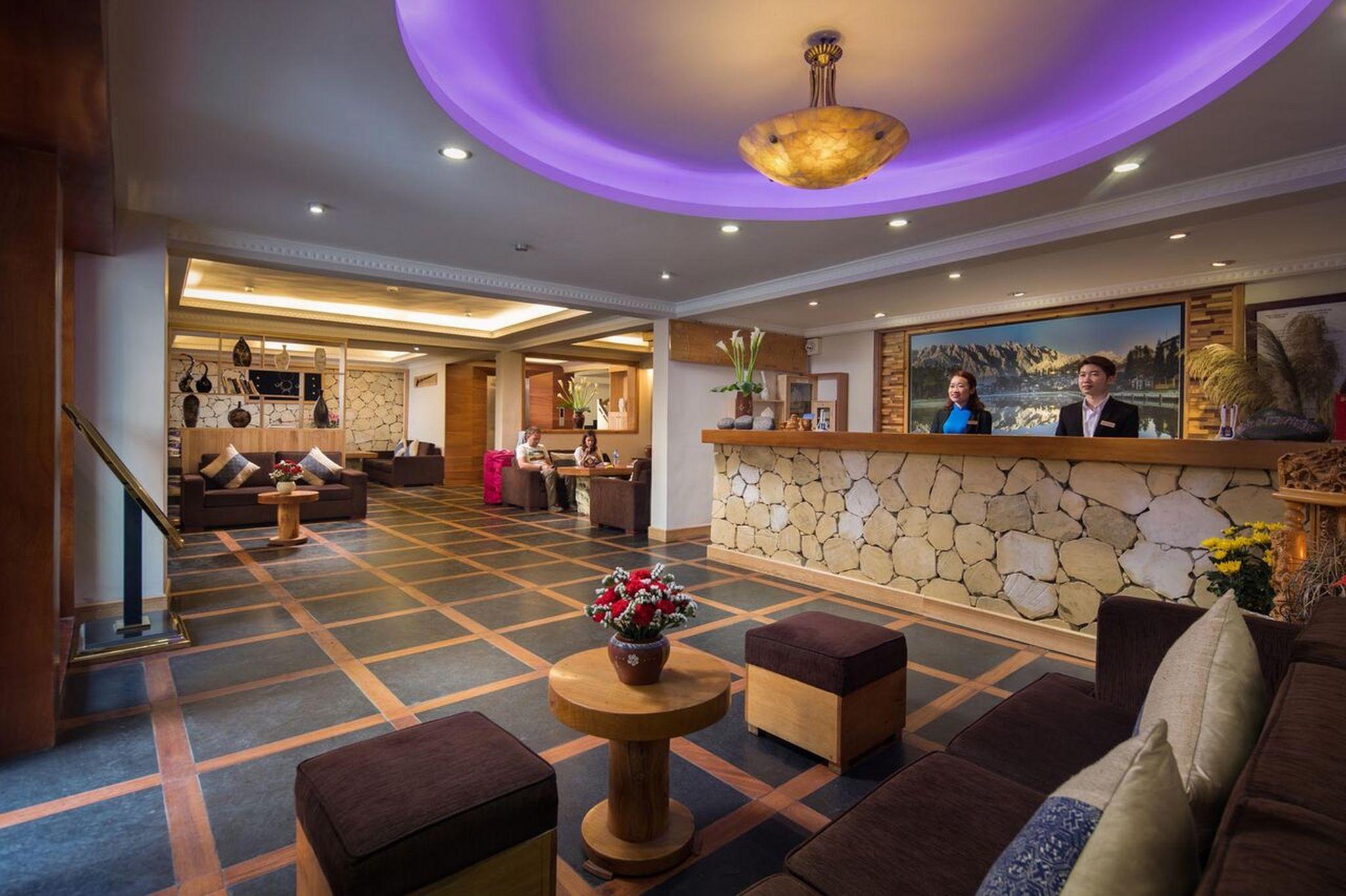Hotel De Sapa 2/24