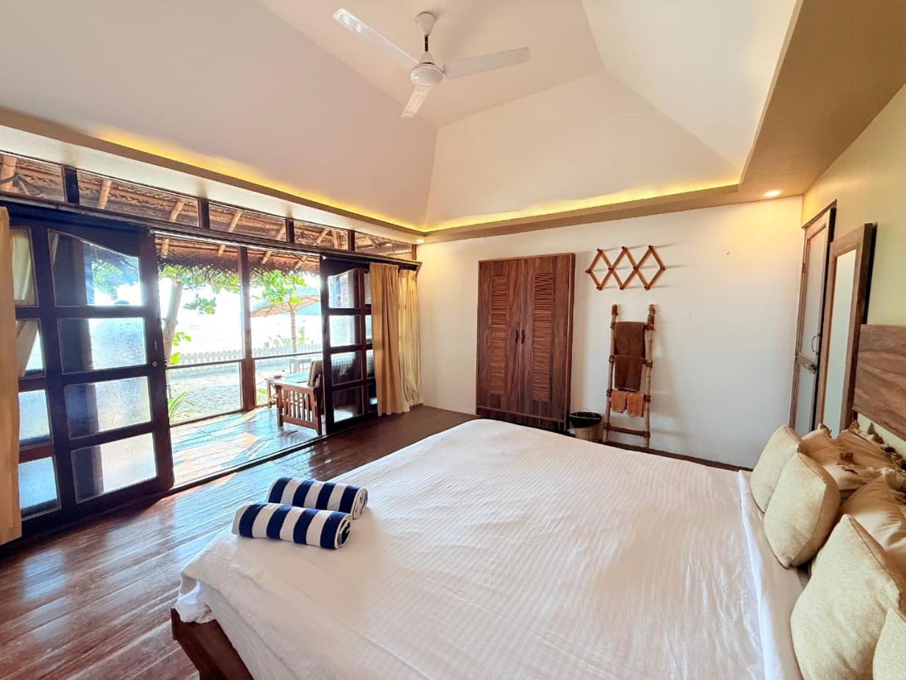 The Bay Agonda 14/50