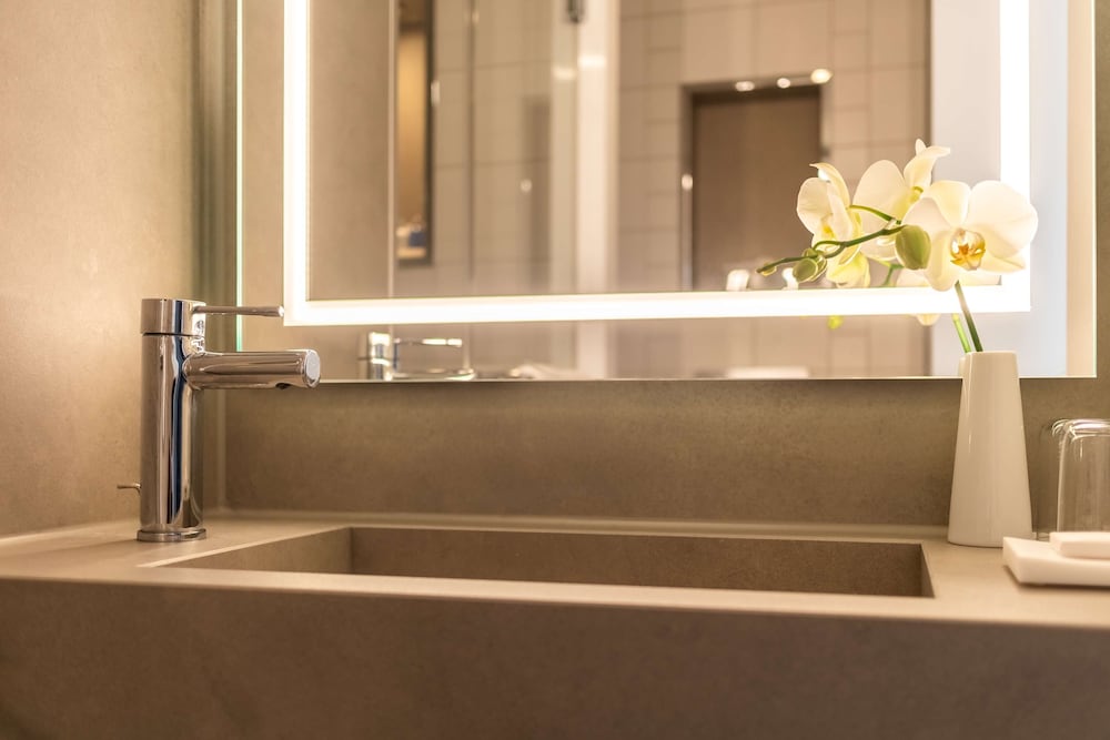 NYX Hotel Erfurt by Leonardo Hotels 8/72