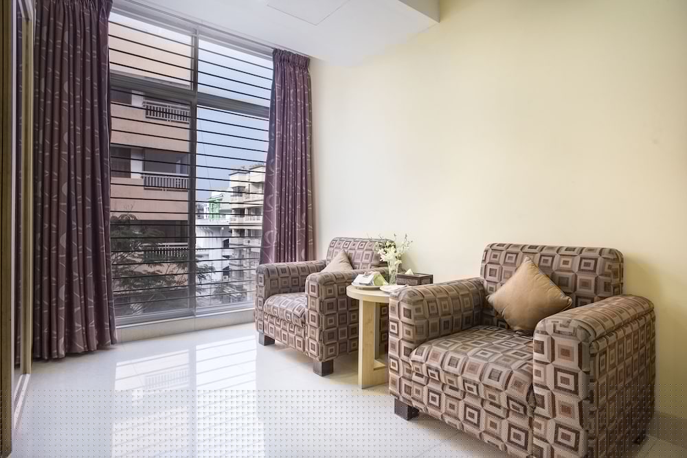 ASCOTT-THE RESIDENCE 53/74