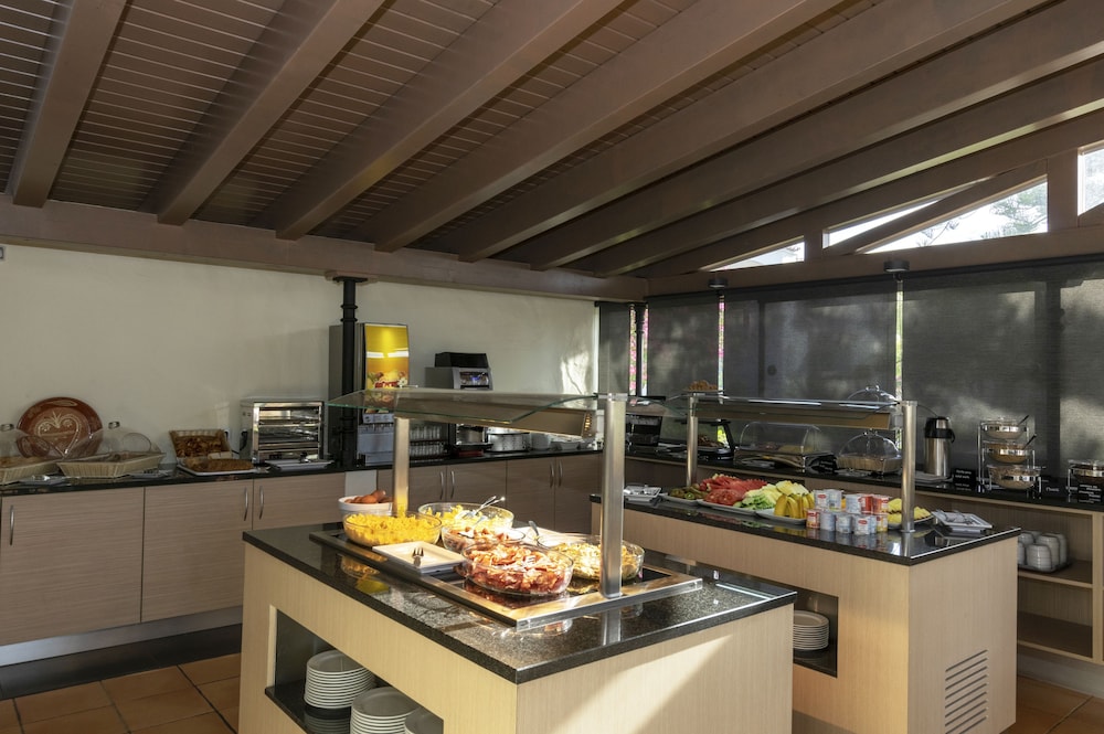 Rocha Brava Village Resort 62/77