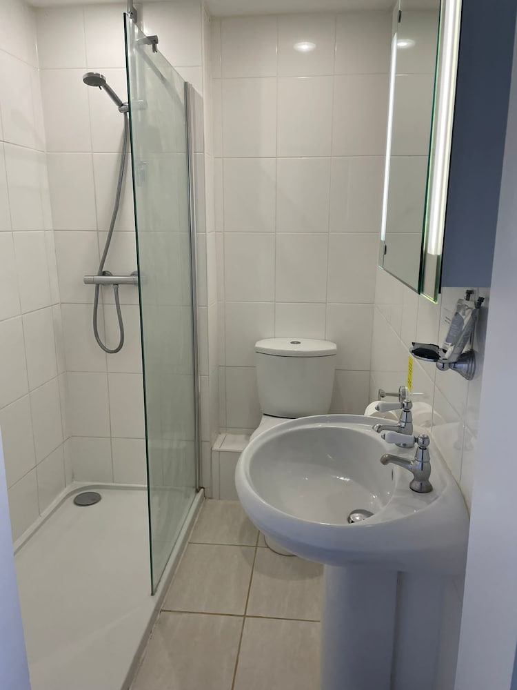 White Hart Hotel &amp; Restaurant 36/42
