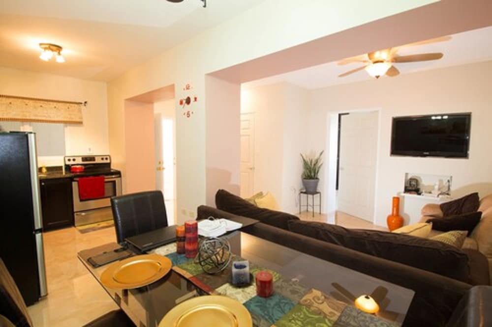 Lilford Mews Suites 12/21