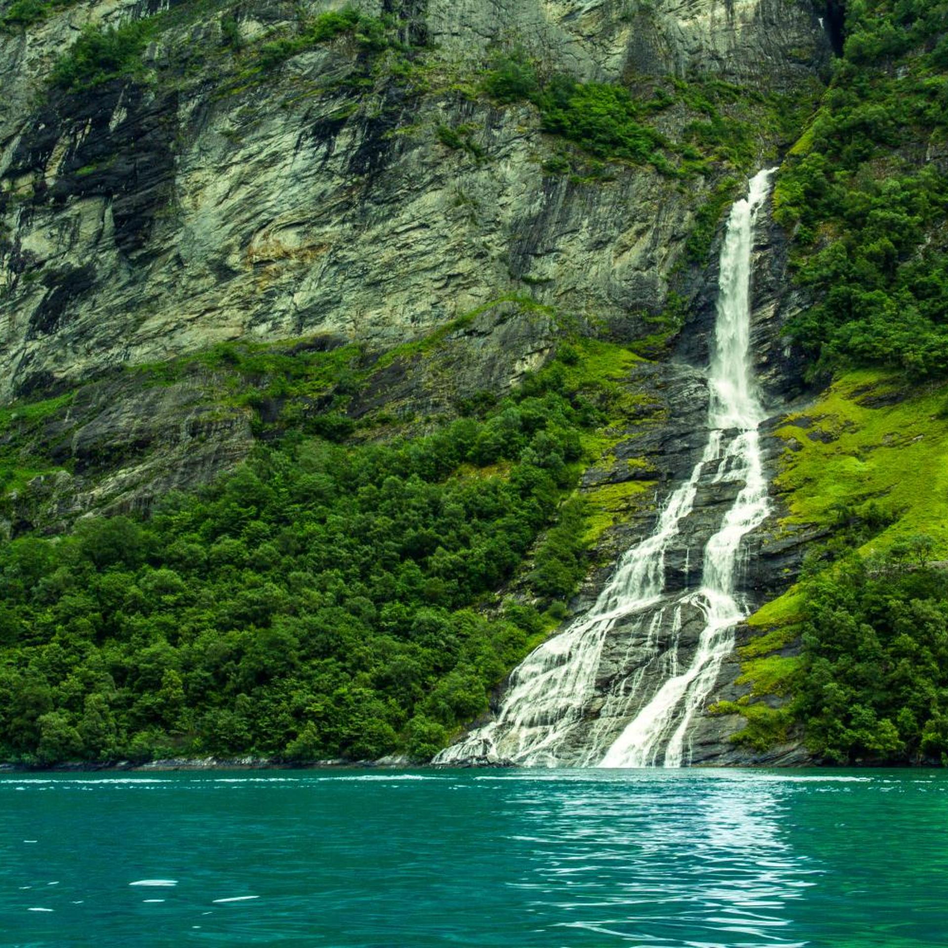 Grande Fjord Hotel 48/50