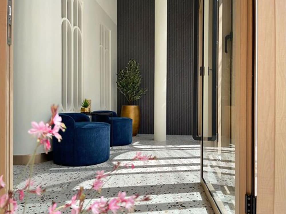 Hub Hua Hin 57 Hotel 11/72