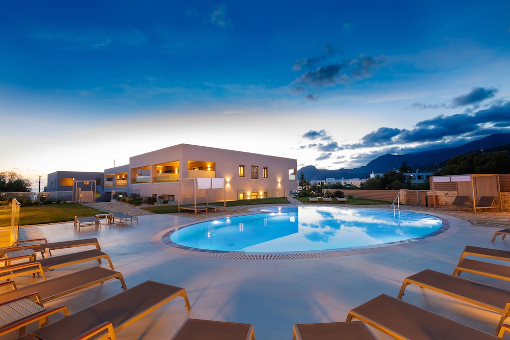 Belvedere Apartments & Spa 68/71