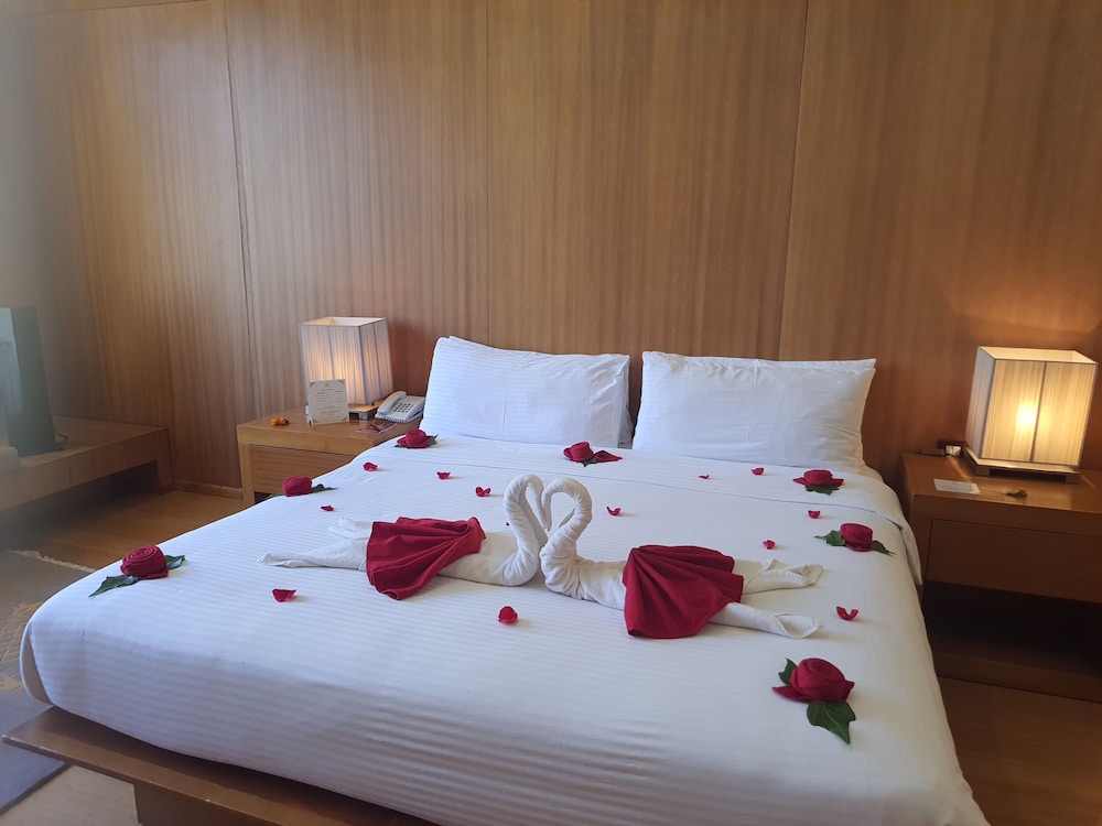 ROOM, DOUBLE OR TWIN BED, RIVER VIEW