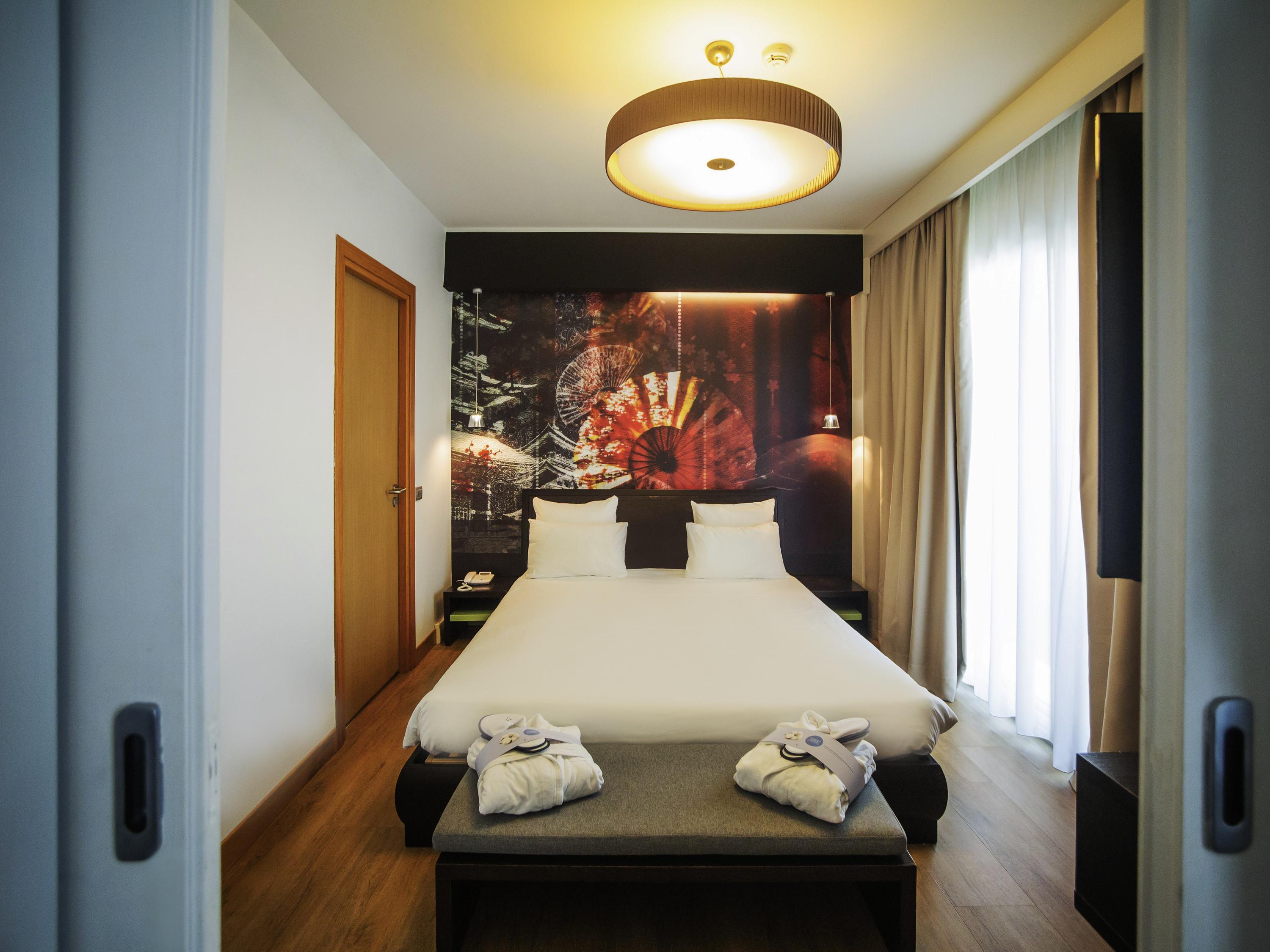 SUITE, SEA VIEW, BALCONY