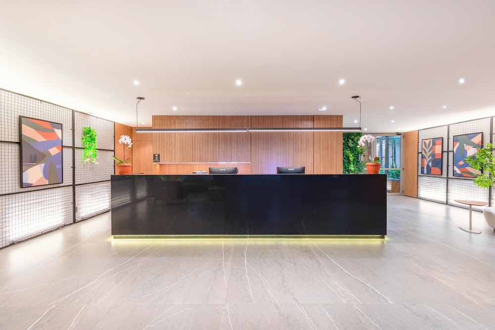 Cozzy Premium Paulista Hotel 10/70
