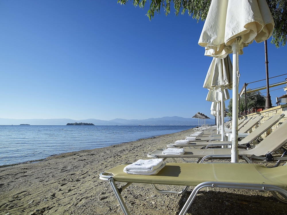 Avantis Suites Hotel 40/50