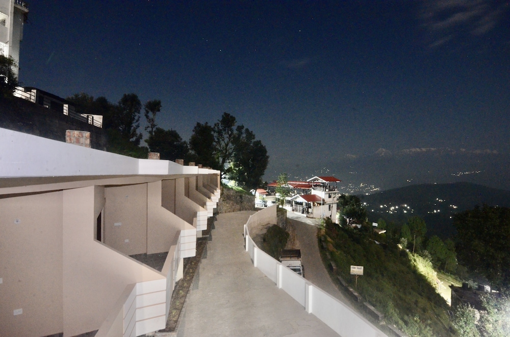 Hotel Uttarakhand 7/29