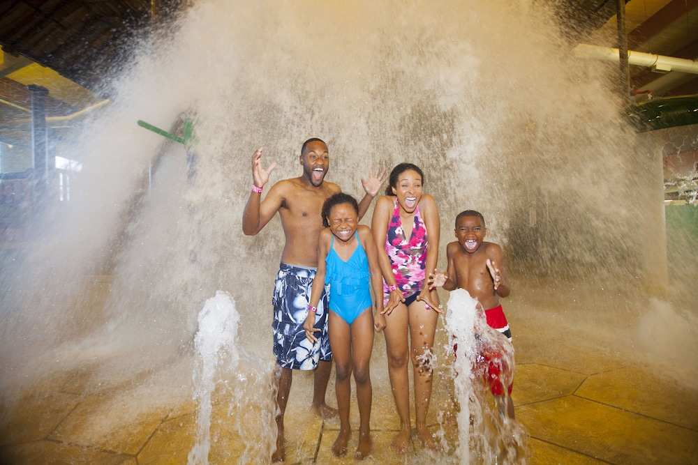 Great Wolf Lodge Sandusky Oh 35/68