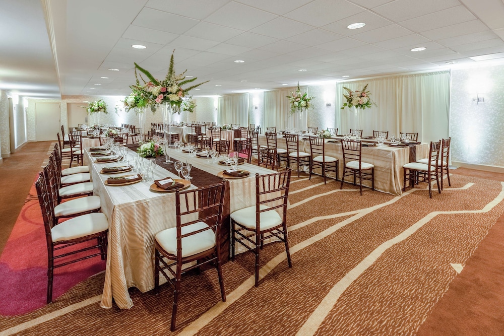 Hilton Garden Inn Pittsburgh University Place 44/62