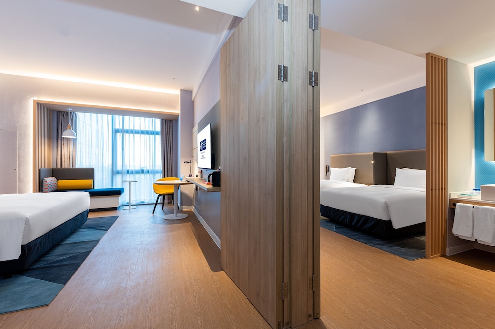 Holiday Inn Express Nanchang Riverside 31/77