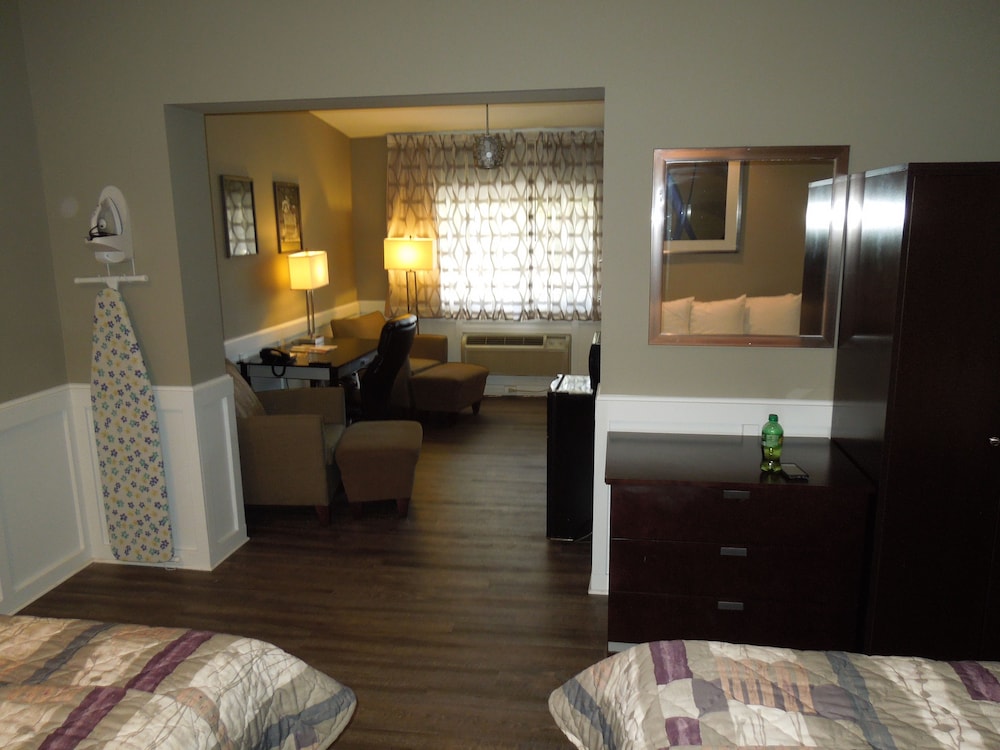 Super 8 by Wyndham Albany 27/51