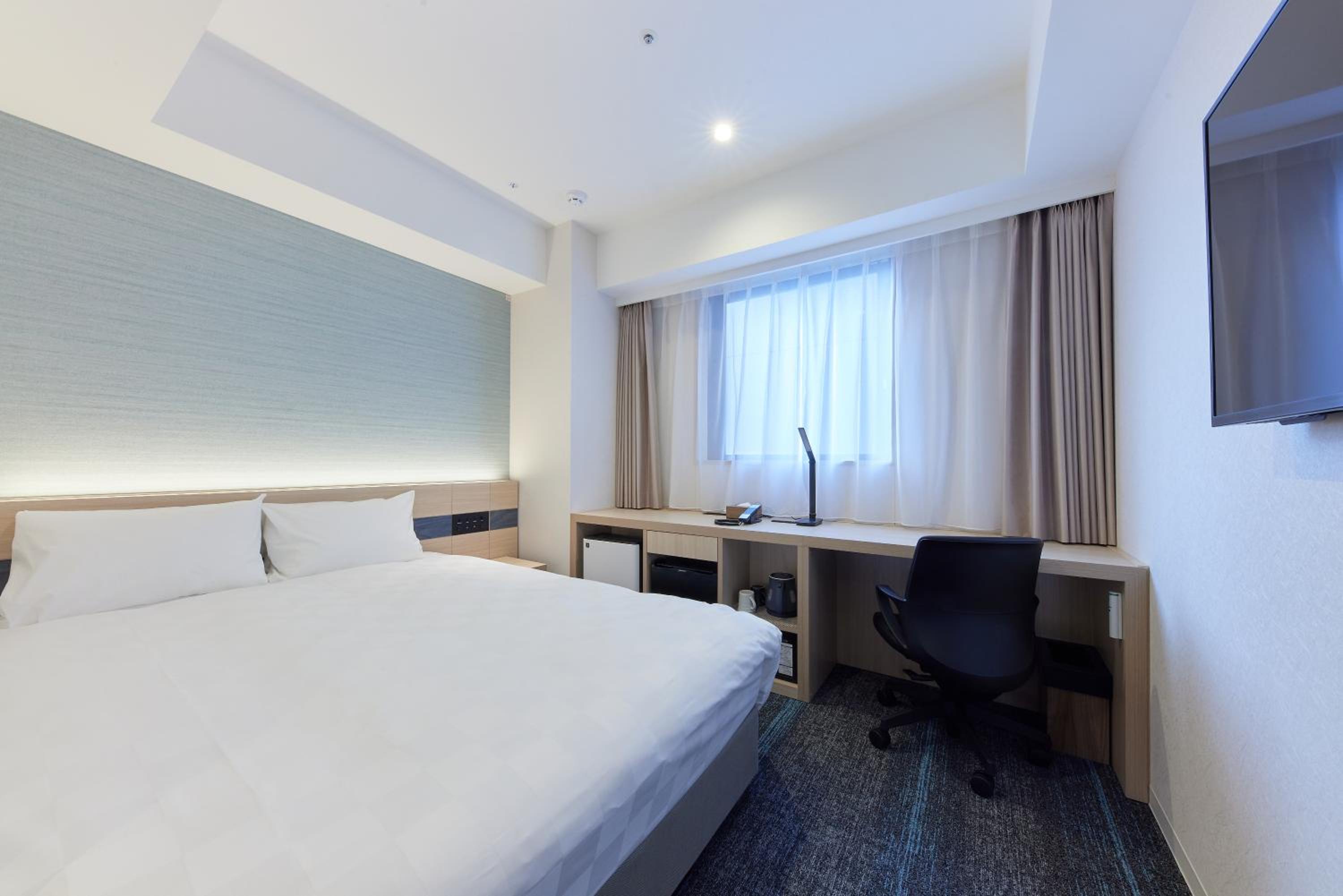 Semi Room, Standard, Semi Double Bed