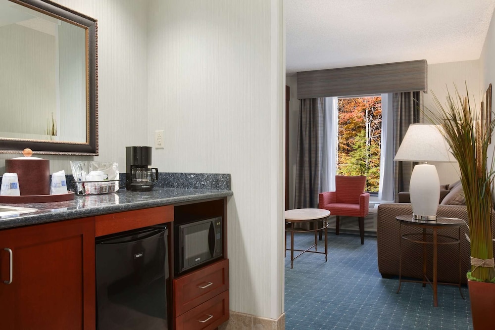 Hampton Inn And Suites Hartford/Farmington 52/76