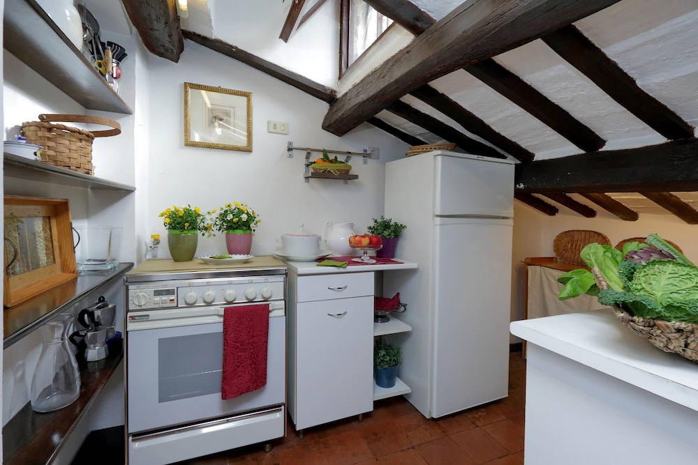 Benedetta - WR Apartments 6/45