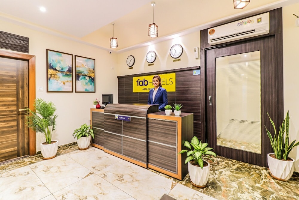 Fabhotel Aksa International Andheri East 3/32