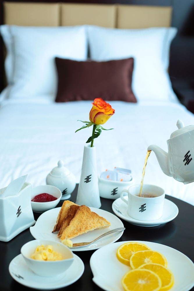 Grand Eliana Hotel Conference & Spa 24/32