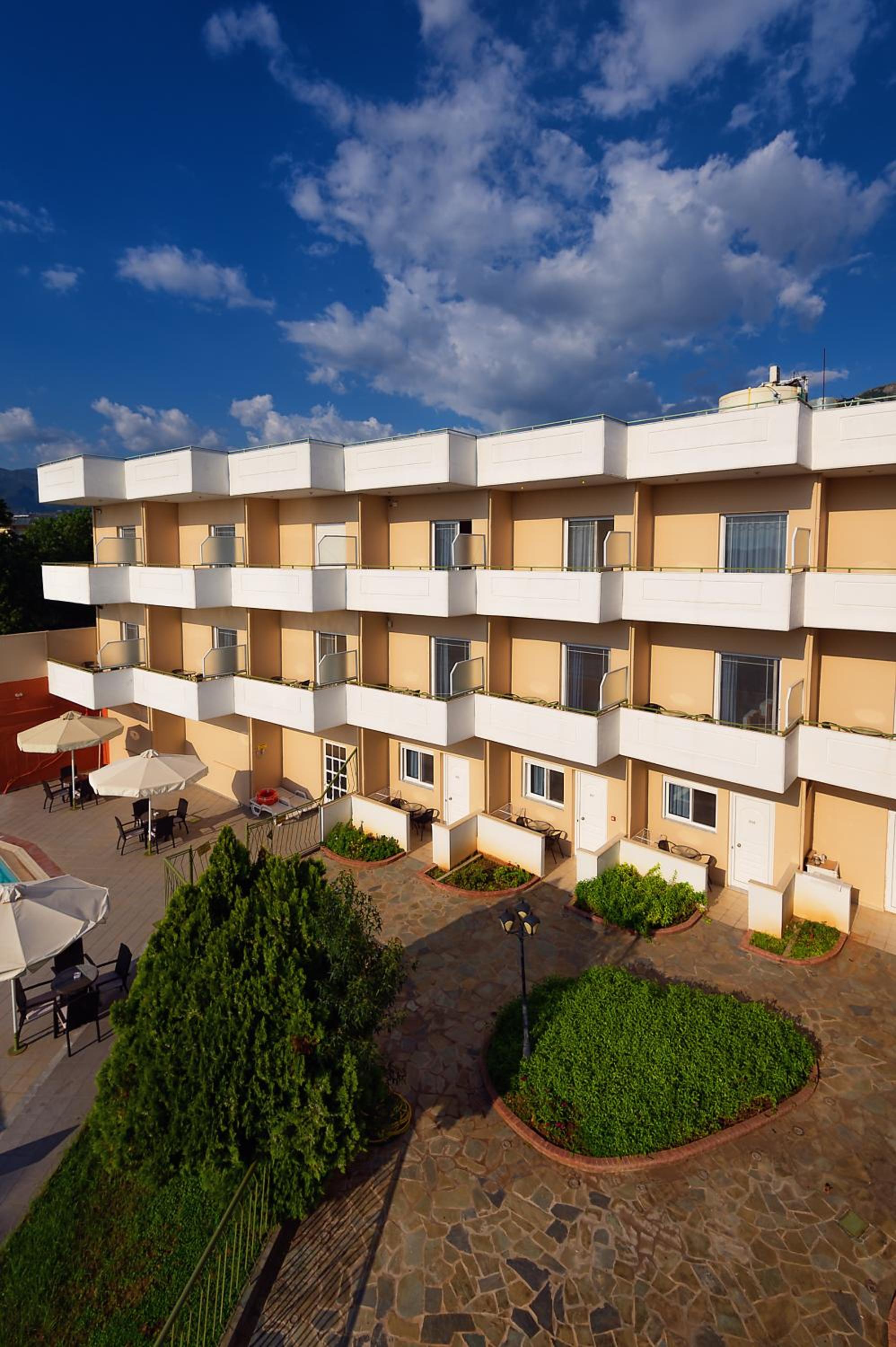 hotel fotini