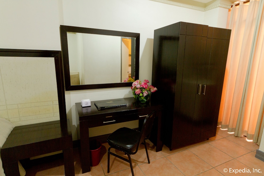 Crown Regency Residences Cebu 41/49