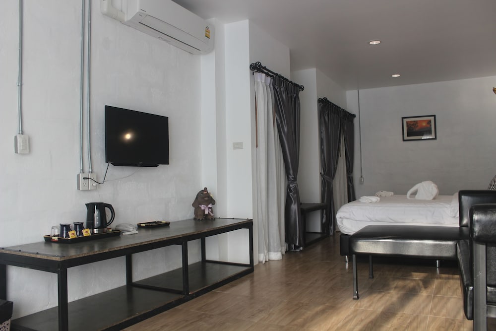 The Warehouse Chiang Mai 34/78