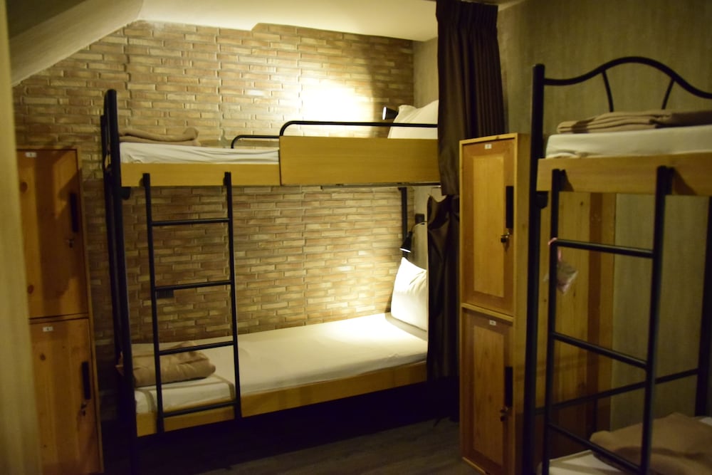 Double Five - Hostel 27/36