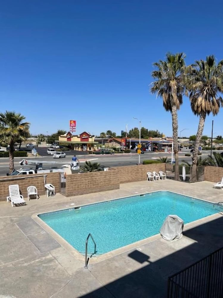 Palms Inn & Suites 22/50