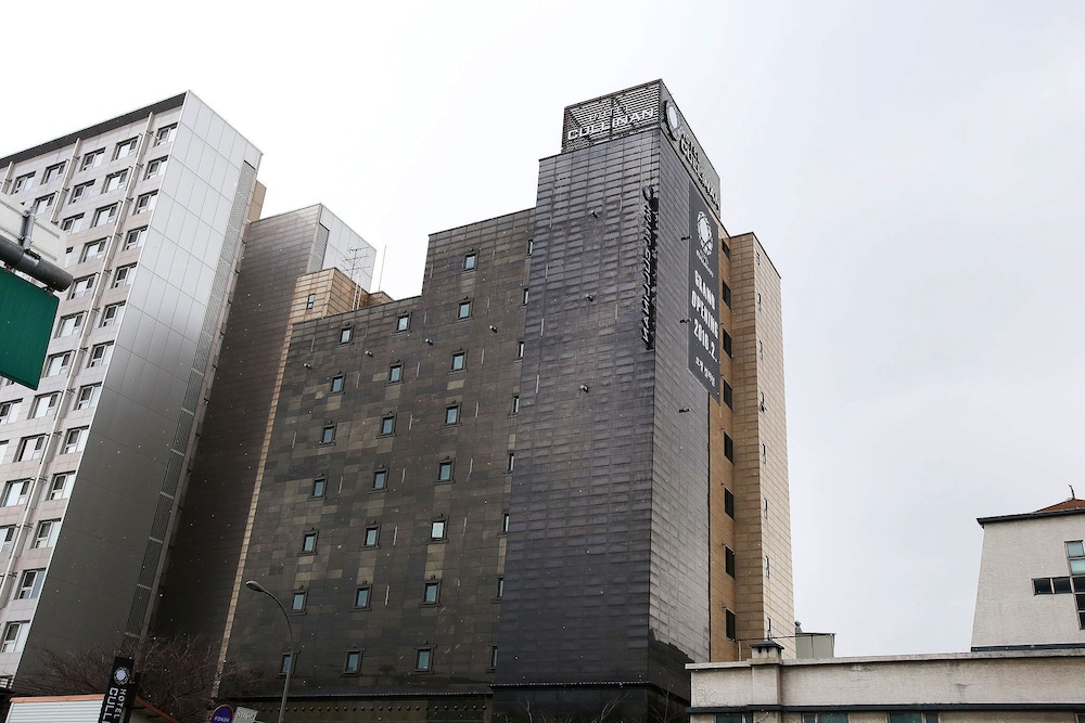 Hotel Cullinan Yongin in YONGIN