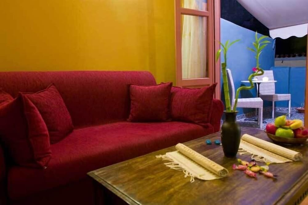 Kyveli Suites 35/50