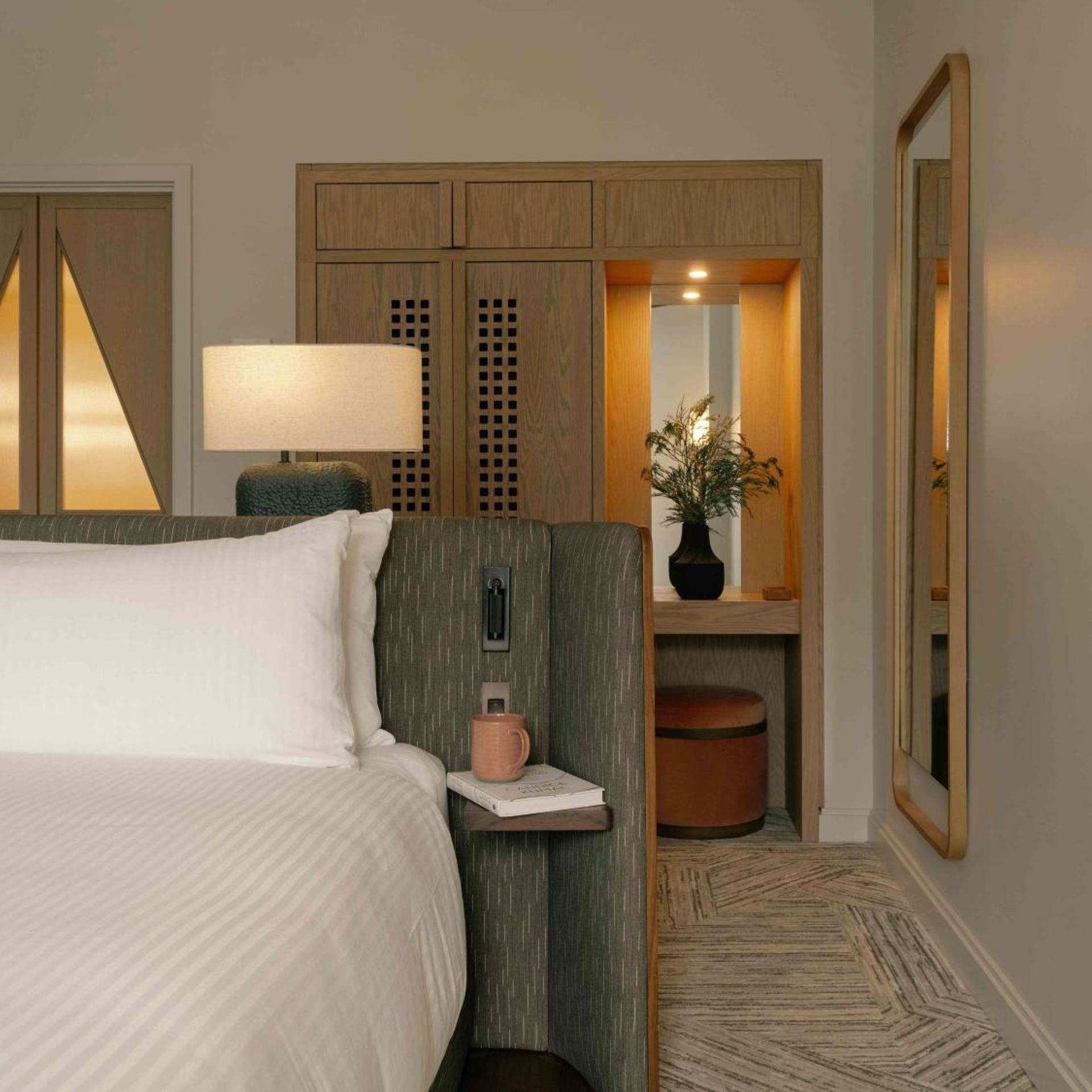 1 Bedroom, Roof Top, Suite, King Bed