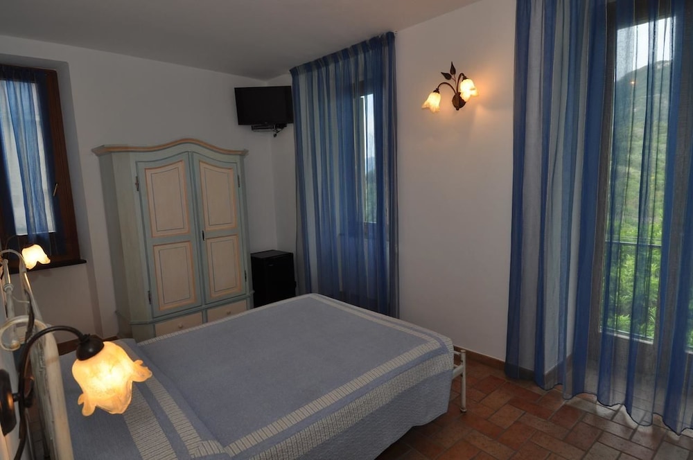 Sandra Villa Rooms 12/43