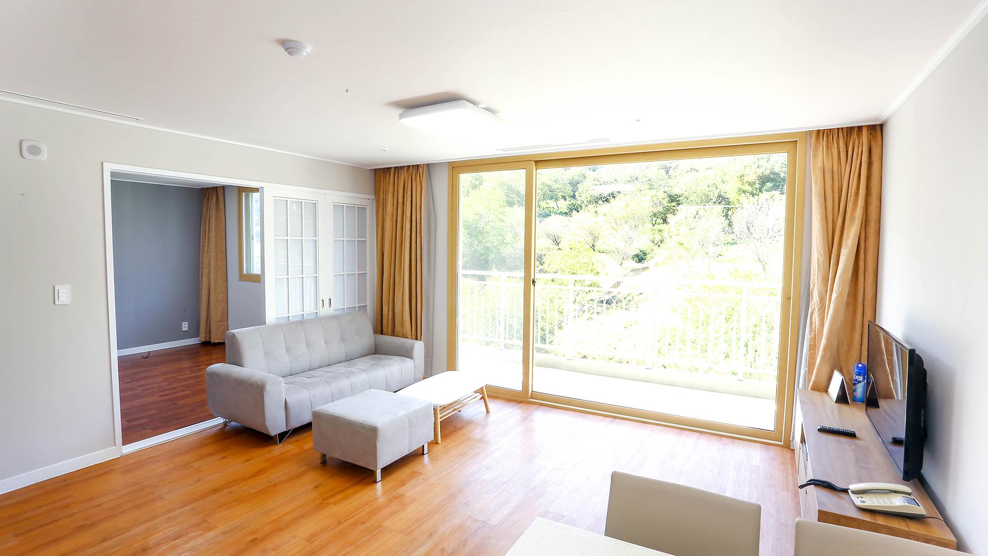 Ondol, 5 Futon Beds, 23 Pyeong